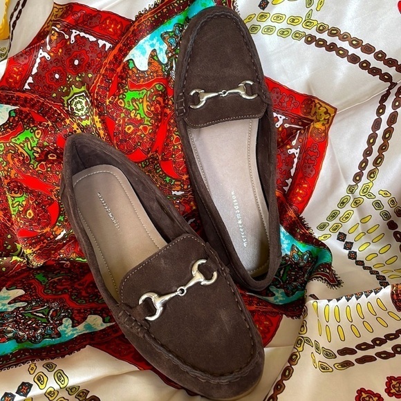 Brand New Mercer & Madison Genuine Suede Brown Flats Loafers Silver Buckle - Picture 15 of 15